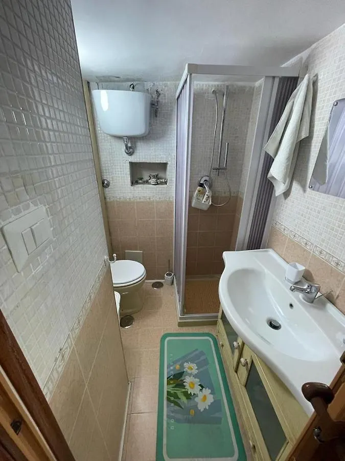 Donna Carme' Apartment Naples Italy