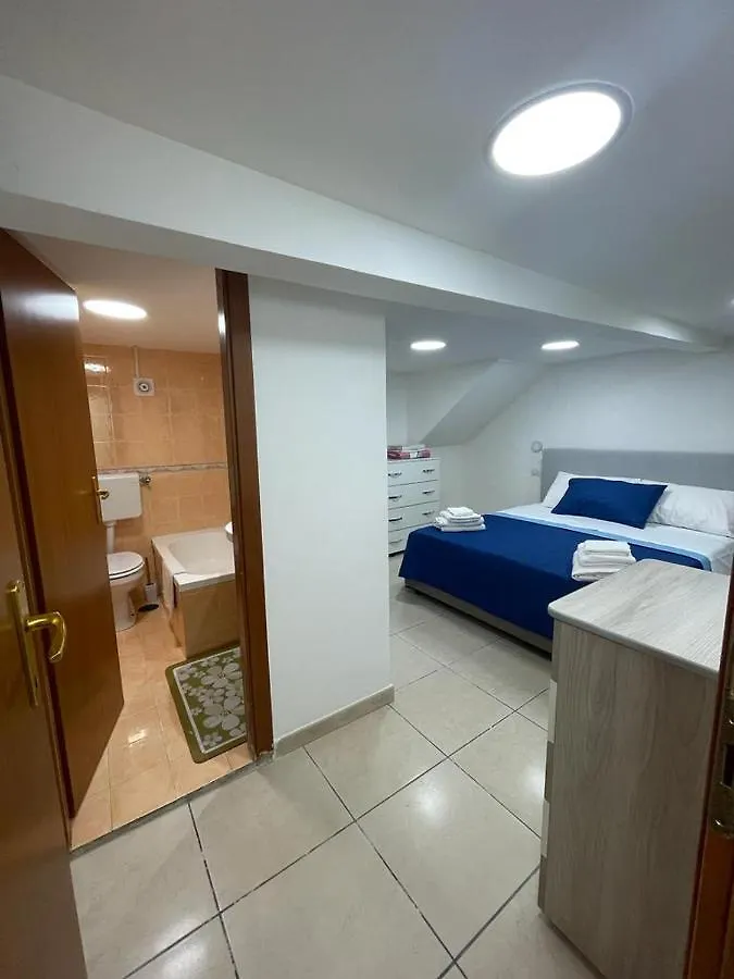 Donna Carme' Apartment Naples